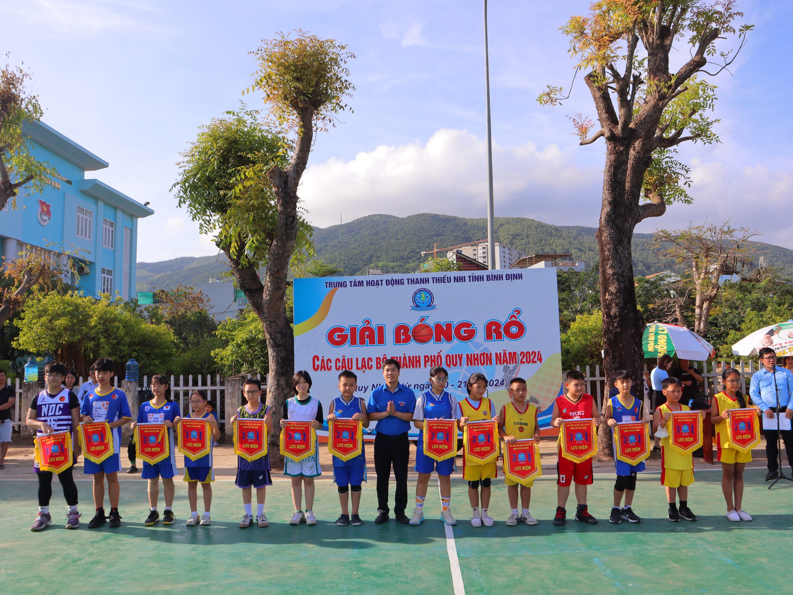 Hình ảnh Khai mạc giải bóng rổ năm 2024